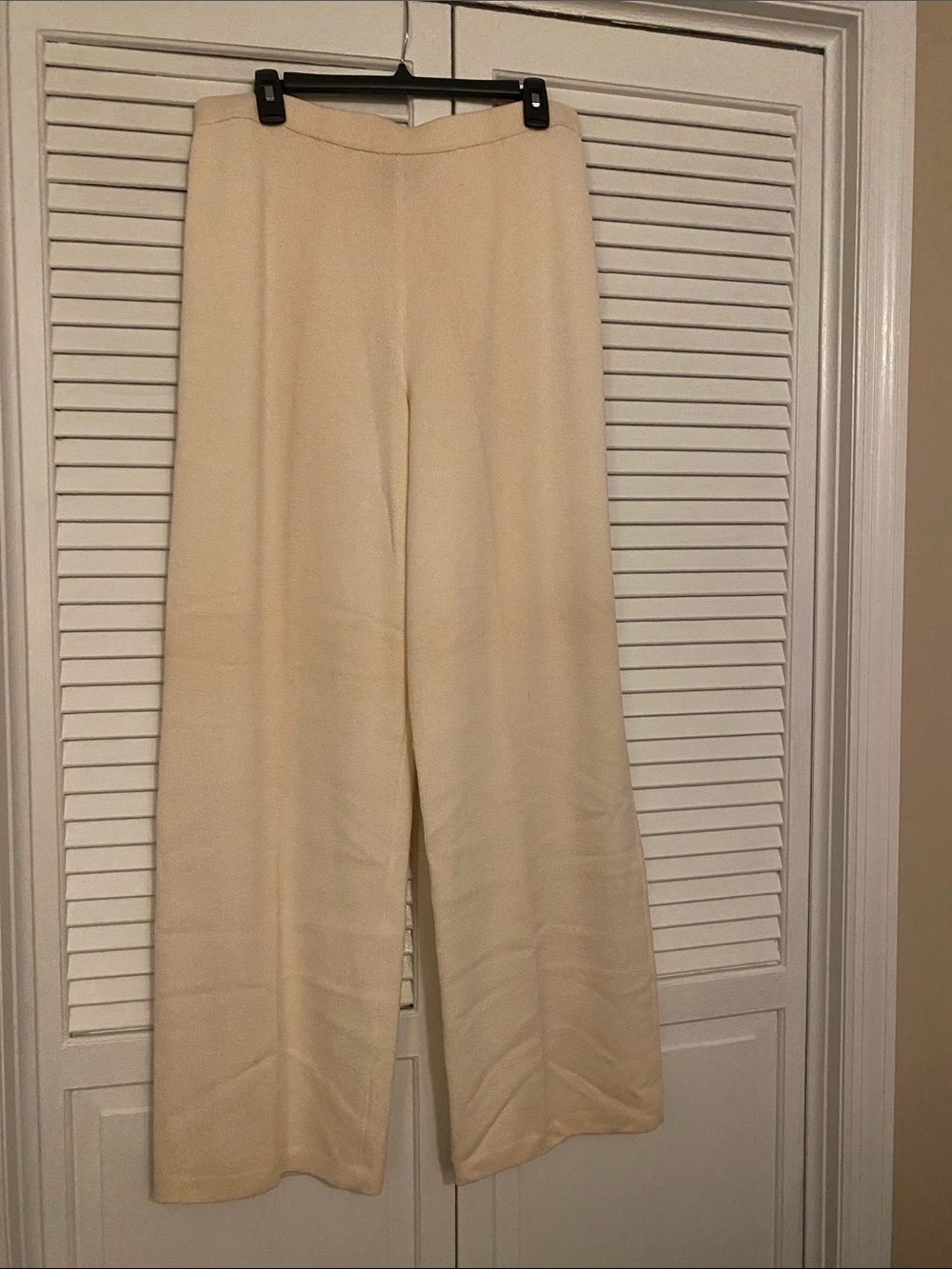 St. John Cream Wide-Leg Pull-On Pants